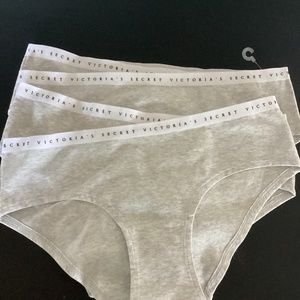 4 Victoria's Secret Hiphugger Hipster Panties Gray Logo Band Medium Cotton Blend